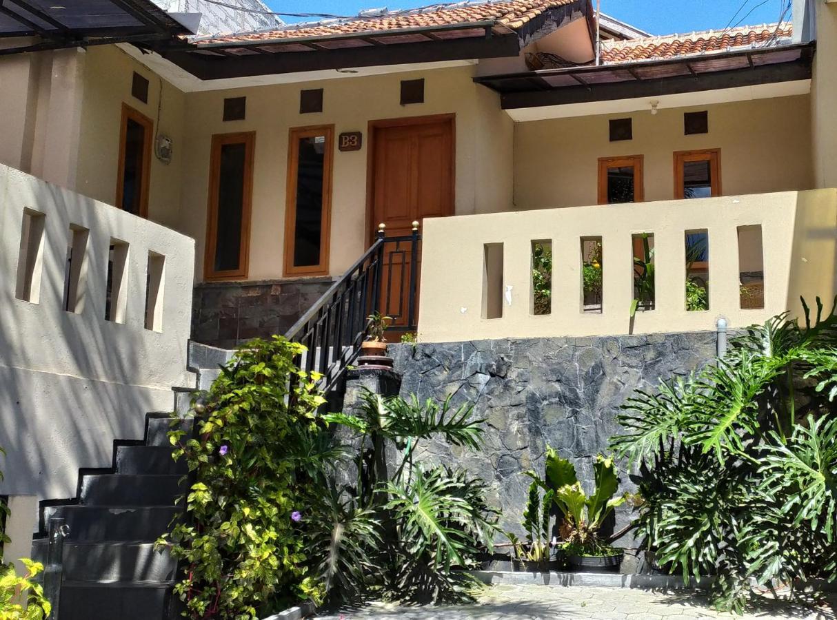 Villa Beverly Лембанг Екстер'єр фото